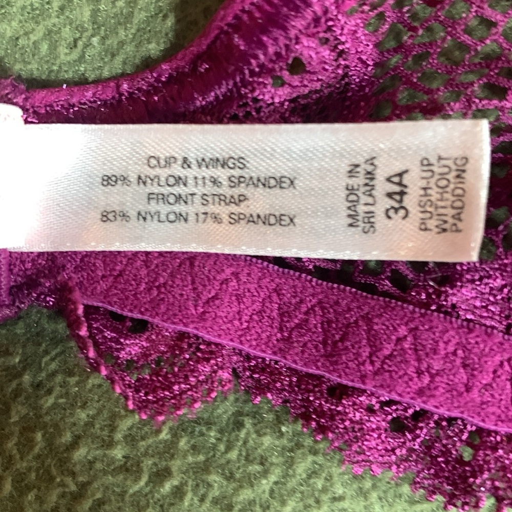 Victoria’s Secret Very Sexy purple lace set.  Never worn. Bra is 34A. Panties M. - Picture 5 of 10